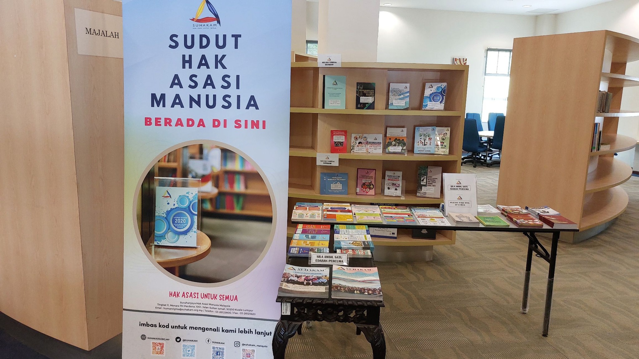 Suasana di dalam Perpustakaan I-KPKT